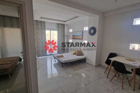 1 dormitorio Apartment en Larnaca, Cyprus No. 82835 3