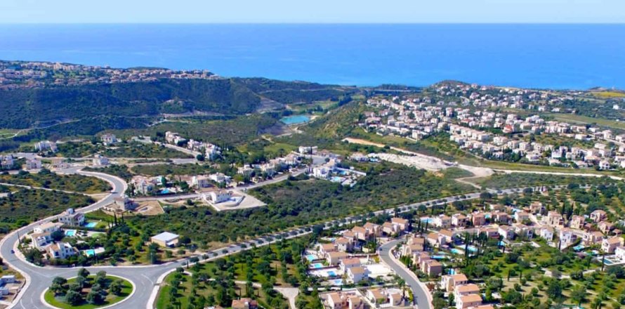 3 bedrooms Villa in Paphos, Cyprus No. 77065