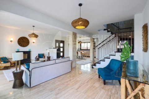 5 bedrooms Villa in Ayia Napa, Cyprus No. 45263 4