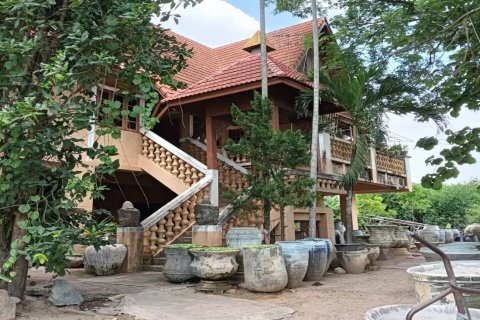 5 bedrooms Commercial property in Chiang Mai, Thailand No. 97580 1