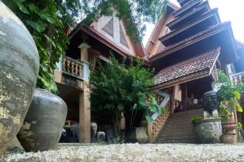 5 bedrooms Commercial property in Chiang Mai, Thailand No. 97580 2