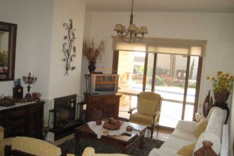 3 bedrooms House in Pissouri, Cyprus No. 71643 3