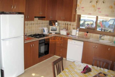 3 bedrooms House in Pissouri, Cyprus No. 71643 10