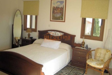 3 bedrooms House in Pissouri, Cyprus No. 71643 1