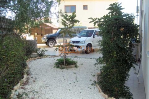 3 bedrooms House in Pissouri, Cyprus No. 71643 8