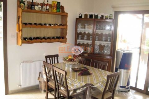 3 bedrooms House in Pissouri, Cyprus No. 71643 11