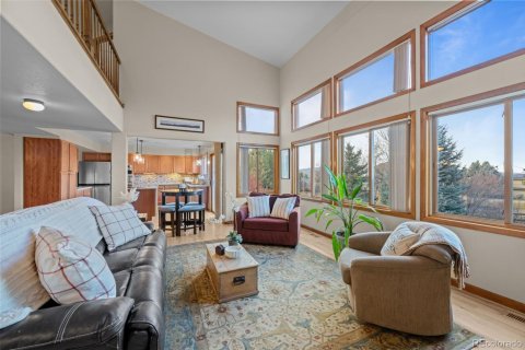 5 bedrooms House in Niwot, USA No. 79254 9