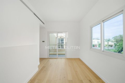 3 bedrooms Townhouse in Ngoc Tao, Vietnam No. 93829 20