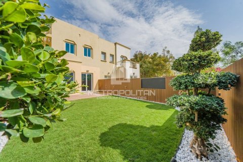 3 bedrooms Townhouse in Ngoc Tao, Vietnam No. 93829 2