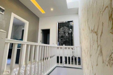 3 dormitorios Villa en Lien Chieu, Vietnam No. 16528 22