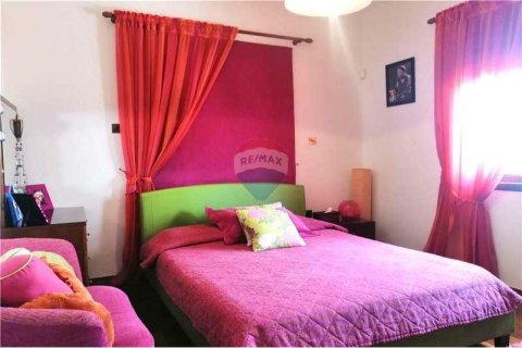 4 bedrooms Villa in Kato Polemidia, Cyprus No. 79020 10