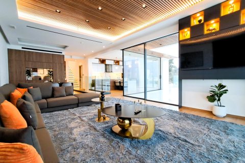 4 bedrooms Villa in Chania, Greece No. 104435 10