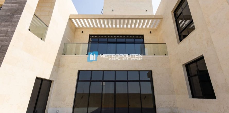 6 bedrooms Villa in Al Hadid W Al Solb Old Housing, Vietnam No. 91042