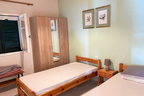 2 bedrooms Villa in Corfu, Greece No. 55877 9