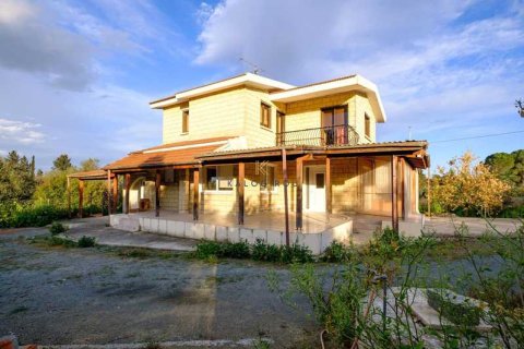 Дом с 3 спальнями в Пирга, Кипр №78354 3