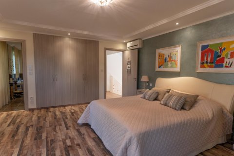 3 bedrooms Villa in Limassol, Cyprus No. 37810 16