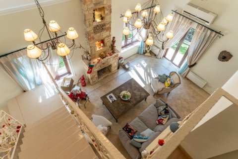 3 bedrooms Villa in Limassol, Cyprus No. 37810 13