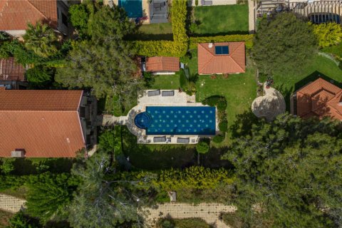 3 bedrooms Villa in Limassol, Cyprus No. 37810 2