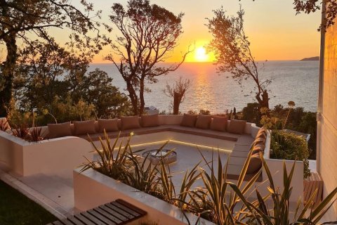 4 bedrooms House in Budva, Montenegro No. 104783 2