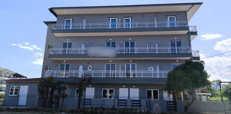 17 bedrooms Hotel in Katerini, Greece No. 107855