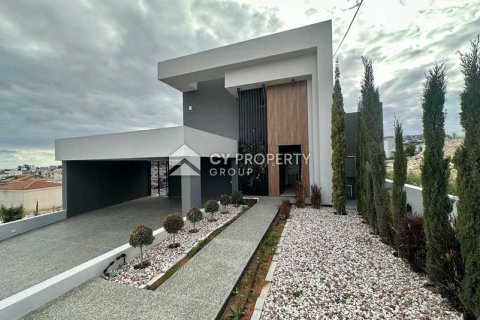 4 chambres House à Agios Athanasios, Cyprus No. 101267 1