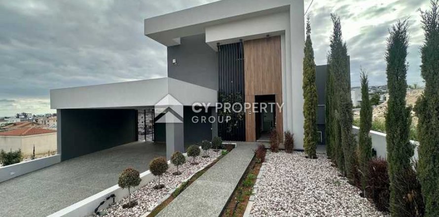 4 chambres House à Agios Athanasios, Cyprus No. 101267