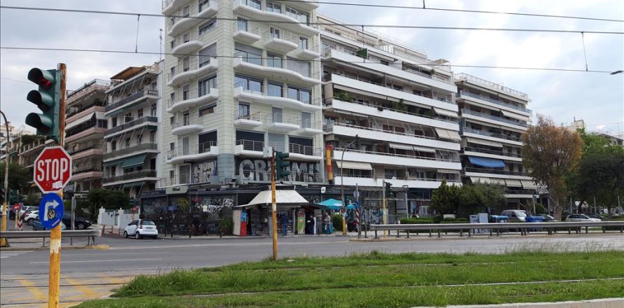720m² Commercial property à Palaio Faliro, Greece No. 57394