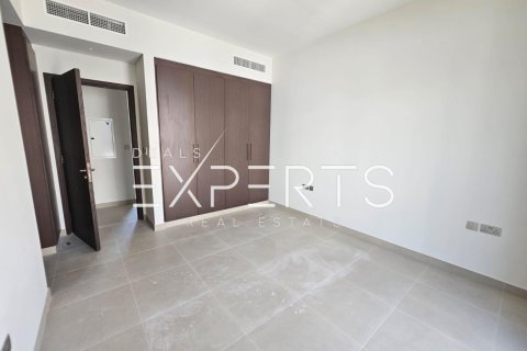 3 bedrooms Townhouse in Al Mearag City, Vietnam No. 83063 14