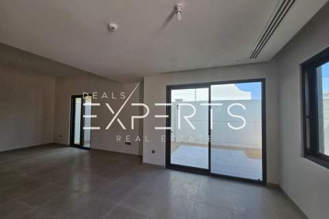 3 bedrooms Townhouse in Al Mearag City, Vietnam No. 83063 4