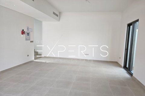 3 bedrooms Townhouse in Al Mearag City, Vietnam No. 83063 6