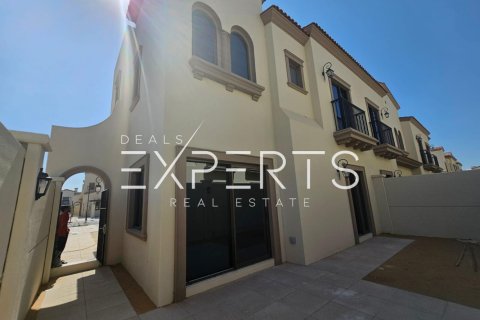 3 bedrooms Townhouse in Al Mearag City, Vietnam No. 83063 15