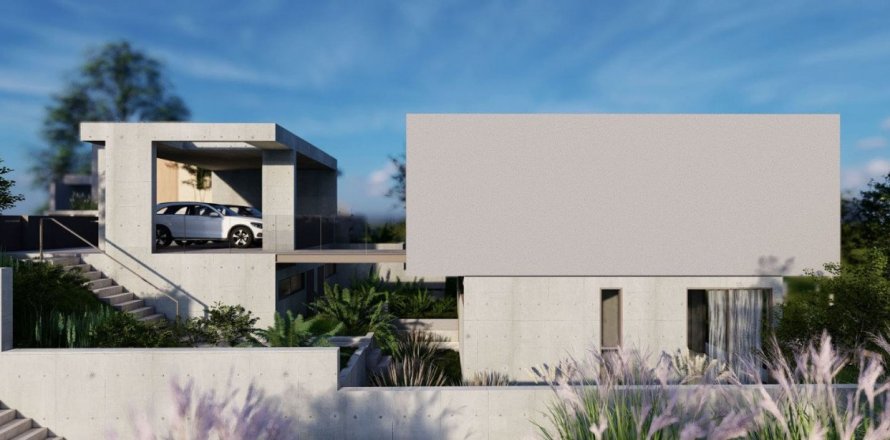 4 bedrooms House in Pegeia, Cyprus No. 37315