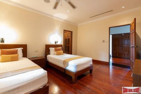4 bedrooms Villa in Layan Beach, Thailand No. 96422 25
