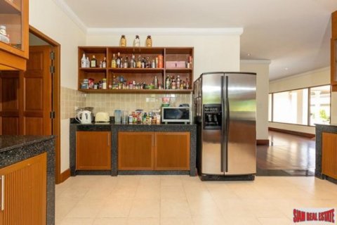 4 bedrooms Villa in Layan Beach, Thailand No. 96422 11