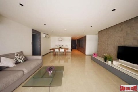 3 bedrooms Apartment in Bangkok, Thailand No. 95853 2