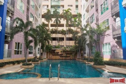 3 bedrooms Apartment in Bangkok, Thailand No. 95853 21