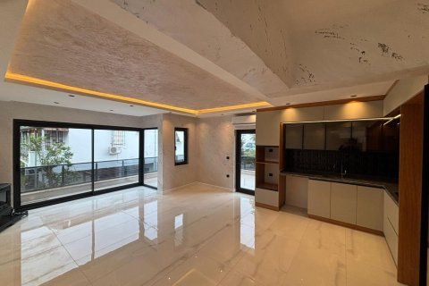 4 habitaciones Villa en Kargicak, Turkey No. 125163