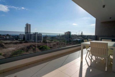 3 dormitorios Apartment en Mouttagiaka, Cyprus No. 104384 8