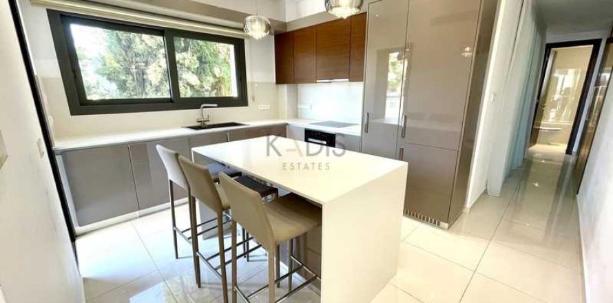 3 dormitorios Apartment en Germasogeia, Cyprus No. 82778