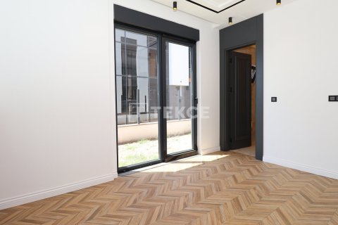 4 bedrooms Villa in Luong Phu, Vietnam No. 11641 18