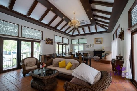 5 bedrooms House in Chiang Mai, Thailand No. 97686 11
