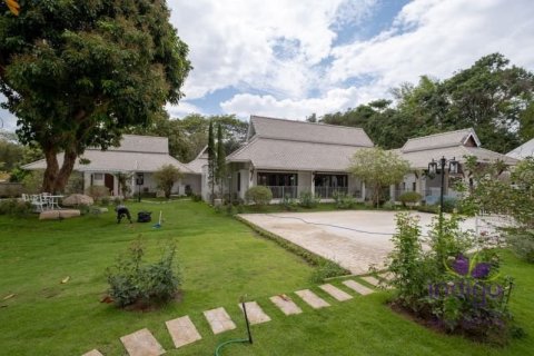 5 bedrooms House in Chiang Mai, Thailand No. 97686 15