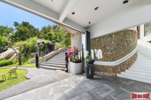 5 bedrooms Villa on the Chaweng Beach, Thailand No. 96921 28