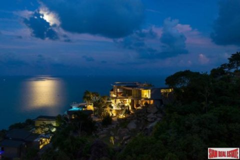 5 bedrooms Villa on the Chaweng Beach, Thailand No. 96921 5