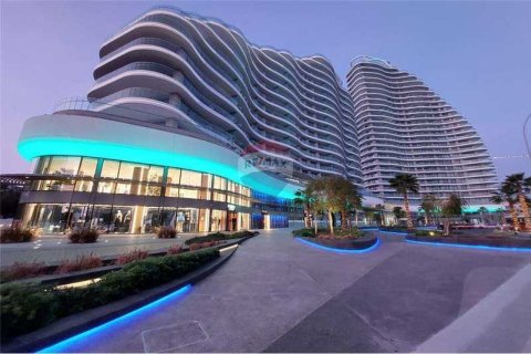 2 bedrooms Apartment in Limassol, Cyprus No. 104145 1