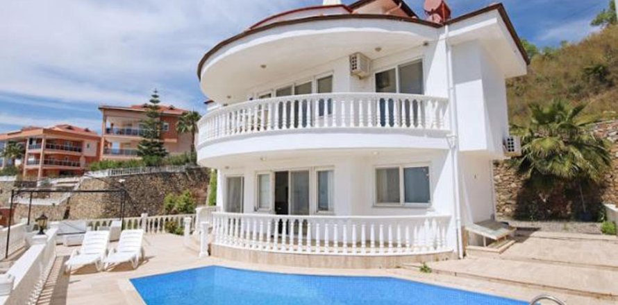 4 bedrooms Villa in Chau Lang, Vietnam No. 113969