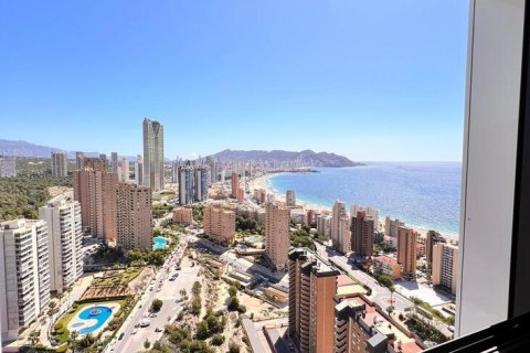 Квартира с 3 спальнями в Бенидорм, Испания №110645