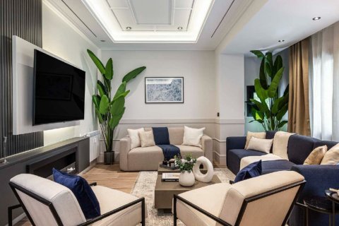 3 bedrooms Apartment in Madrid, Spain No. 89975