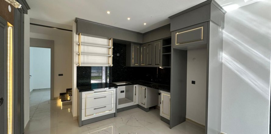 3 dormitorios Apartment en Alanya, Turkey No. 114057