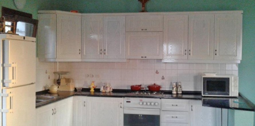 9 bedrooms Villa in Volos, Greece No. 50100